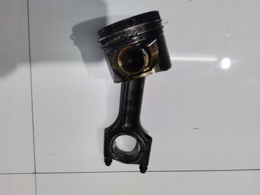 TŁOK KORBOWÓD BMW E60 2.5 D 177 KM 564