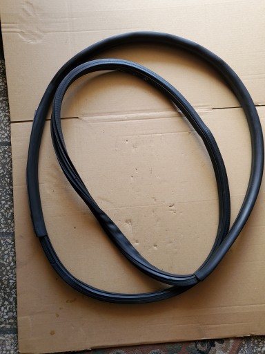 GUMA USZCZELKA DRZWI PRAWA SEAT IBIZA III 6L 3-D