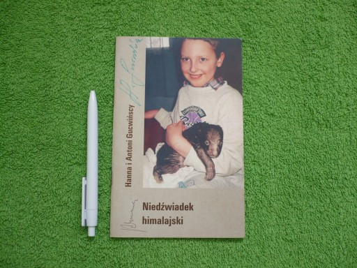 NIEDZWIADEK HIMALAJSKI - GUCWIŃSCY AUTOGRAFY