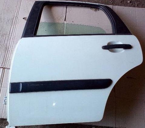drzwi lewe tylne Citroen C3