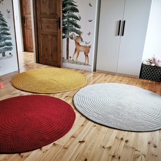 Okrągły dywan pleciony dziergany ze sznurka 120cm
