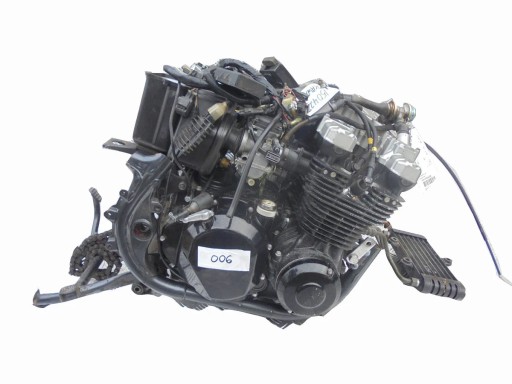 SILNIK ENGINE KAWASAKI ZR700 15004KM