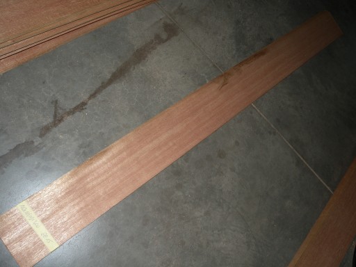 Paczka forniru meranti GE15 3,00 m.kw.