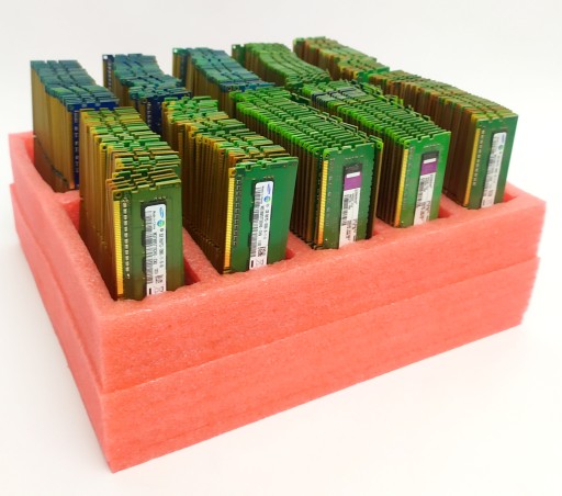 Samsung 4GB DDR3, 1600Mhz, 1Rx8, M378B5173BH0-CK0
