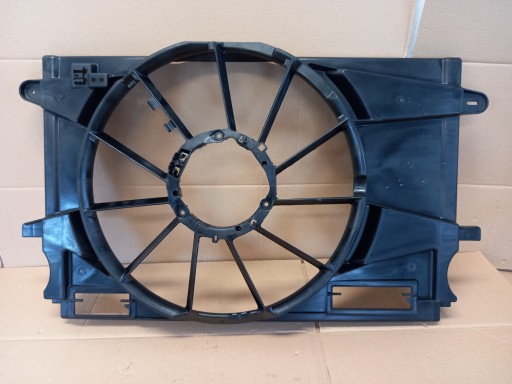 OBUDOWA WENTYLATORA CHŁODNICY OPEL ASTRA K V 3135104193