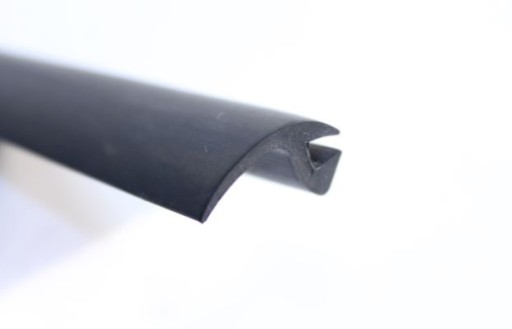 Uszczelka uniwersalna / profil nakładany 22mm