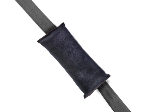 NAKŁADKA NA PAS SAMOCHODOWY - CZARNY (27cm)