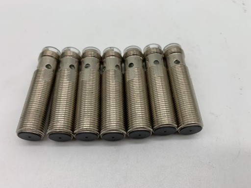 Omron E2A-M12KS04-M1-C2 Inductive Sensor