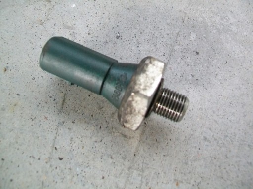 CZUJNIK CIŚNIENIA OLEJU 036919081C CRAFTER 2.0TDI