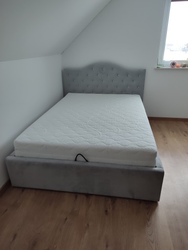 926 Łóżko tapicerowane 160x200 pojemnik producent