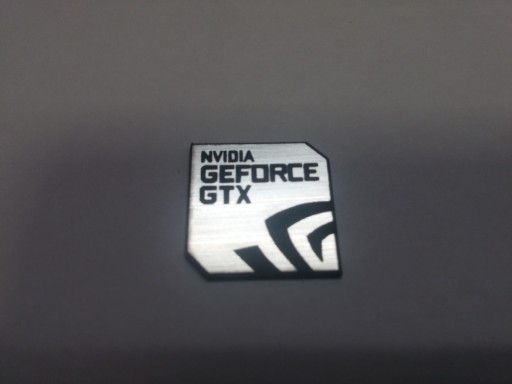 NVIDIA GEFORCE GTX naklejka emblemat 18x18mm * SR