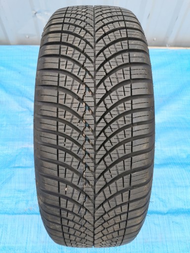 OPONA GOODYEAR VECTOR 4SEASONS GEN-3 205/55 R16 94V 2022R.
