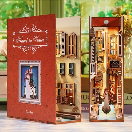 TONECHEER SKŁADANY DREWNIANY MODEL 3D LED - BOOK NOOK PODRÓŻ PO WENECJI