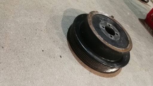 KOŁO PASOWE POMPY WODY MERCEDES 190 1,8 2,0 2,3E