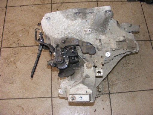 MAZDA 3 5 SKRZYNIA BIEGÓW 1.6 CITD AV6R7002 10-15R