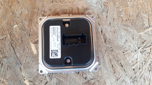 RENAULT NISSAN PRZETWORNICA MODUŁ LED 260556623R