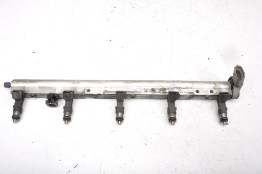VOLVO C30 2.5 T LISTWA WTRYSKOWA WTRYSK 0261230239