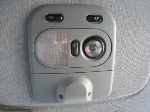 Lampa wewnętrzna Renault Mascott 3.0 '04-'10