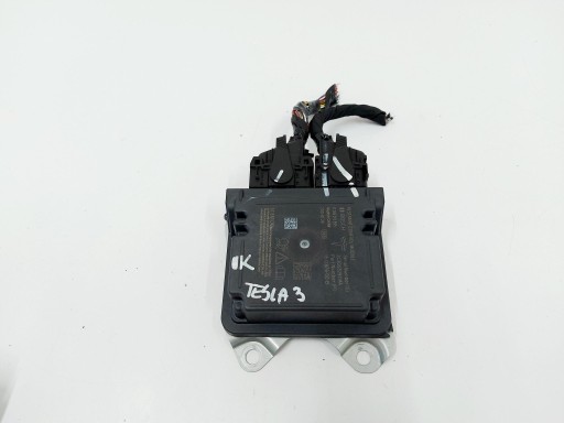 TESLA 3 TESLA III 21r. Moduł sensor poduszek AIRBAG ORYGINAŁ 1512876-00-B