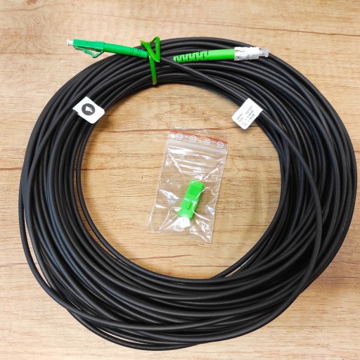 Patchcord światłowód LC/APC-SC/APC simplex SM 30m
