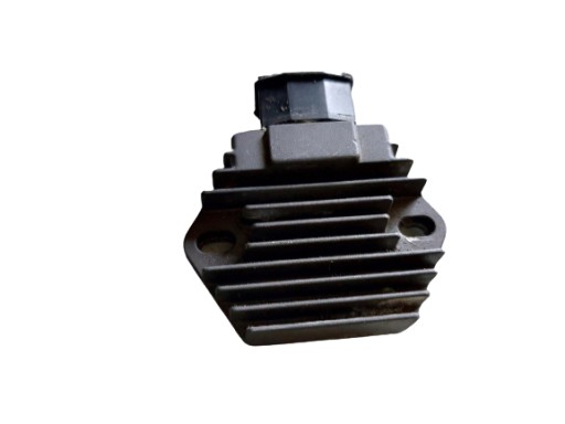 REGULATOR NAPIĘCIA HONDA NES 125