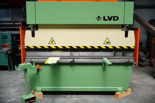 Prasa krawędziowa LVD 50 t x 2550 mm manualna