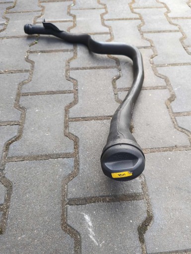 Wlew oleju Scania R NGS 2584855