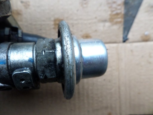 Pulsator pompy paliwa Toyota Avensis 2.0 vvti T25