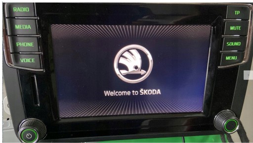 SKODA RADIO COMPOSITION MEDIA 5LO035200B