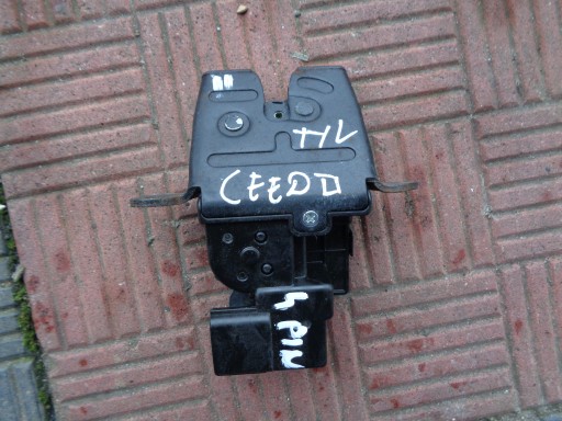 ZAMEK KLAPY TYŁ KIA CEED II HYUNDAI I30 HB 2012-