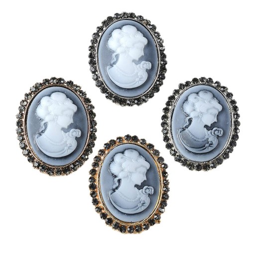 4x oval aluminum buttons with a covered shank