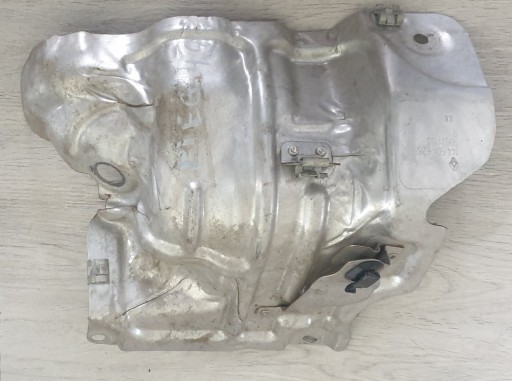 Osłona termiczna Clio Megane IV 1.2 tce 44504628R