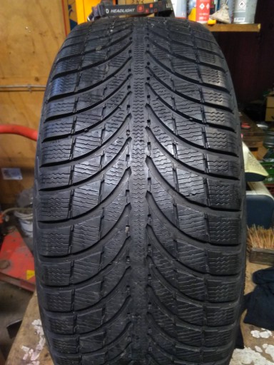 Michelin Latitude Alpin LA2 235/50 R19 5,3mm