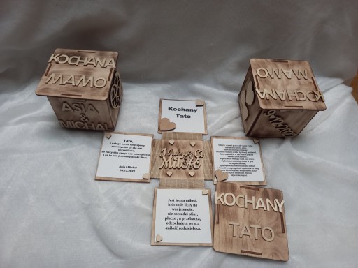 drewniany exploding box podziękowanie dla rodziców