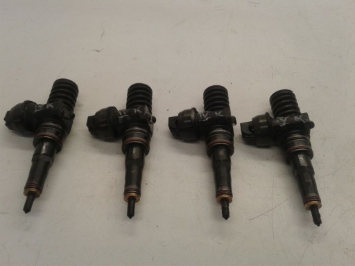 Pompowtryskiwacz 038130073AM VW Golf IV 1,9 TDI3