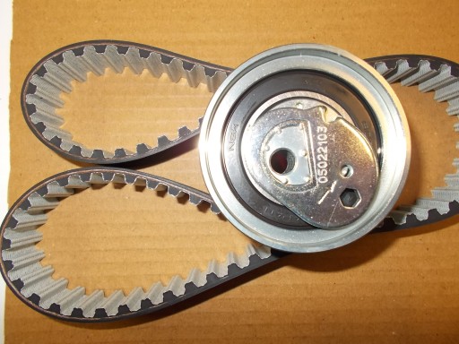 Rozrząd pasek i napinacz Deutz 2011 OE 02931480