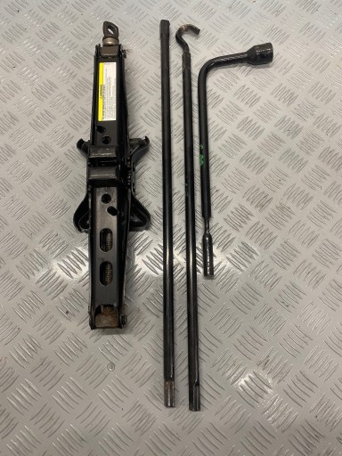 LEWAREK PODNOŚNIK JEEP GRAND CHEROKEE II WJ 99-05 KOMPLET