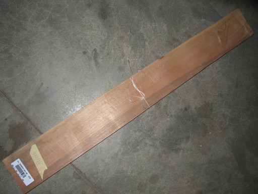 Paczka forniru orzech włoski LE2/20 3,17 m.kw.