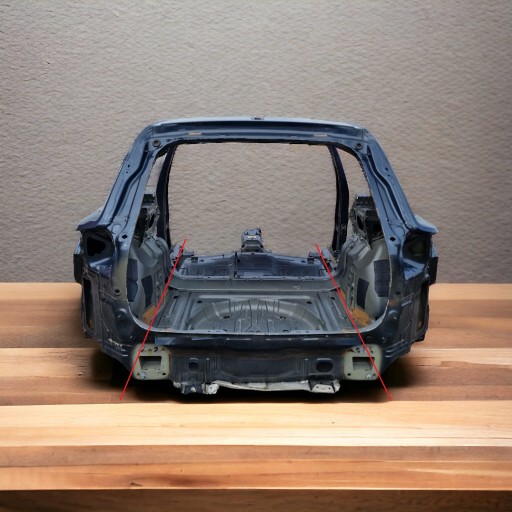 DUPA WANNA PAS TYŁ ĆWIARTKA VOLVO XC40 2017- KOLOR 723