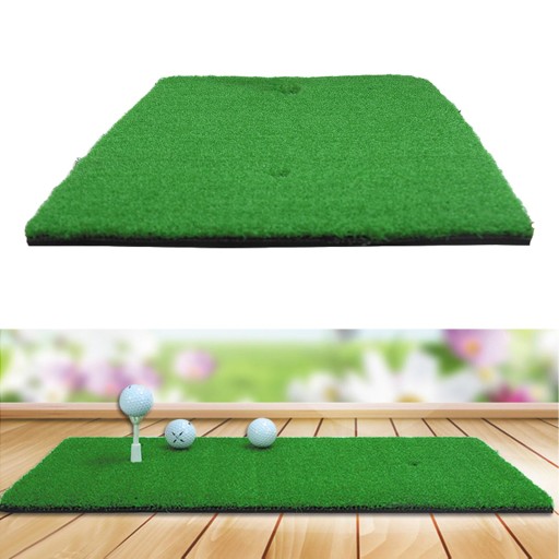 Golf grass mat striking inside / on
