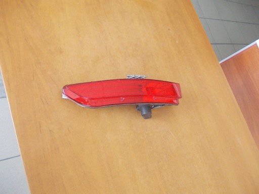 LAMPA PRZECIWMGIELNA TYLNA LEWA TOUAREG 7P6 2010