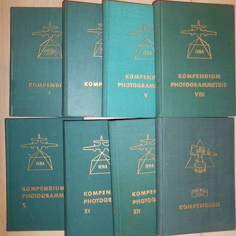 Kompendium 8 tomow ( J.niemiecki) -