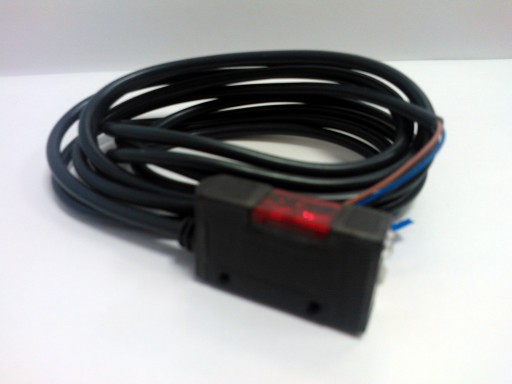 Czujnik fotoelektryczny E3S-AD82 - Omron