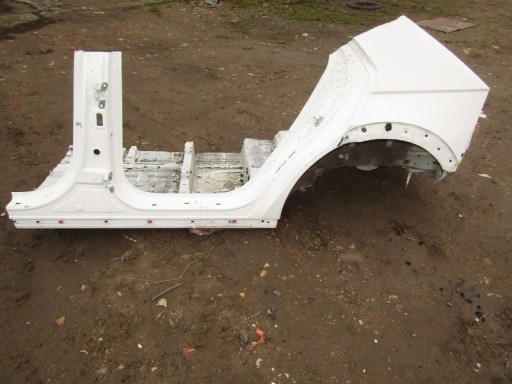 HYUNDAI IONIQ V 5 CWIARTKA DLUGA BLOTNIK SLUPEK BOK TYL TYLNA lewa