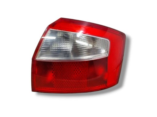 Lampa tylna prawa strona Audi A4 B6 2004 8E0945096A