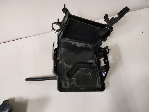 FIAT PANDA II 2 1.2 PODSTAWA OBUDOWA AKUMULATORA