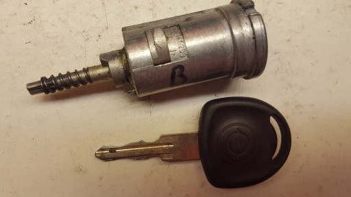 STACYJKA CYLINDER WKŁADKA STACYJKI OPEL CORSA B