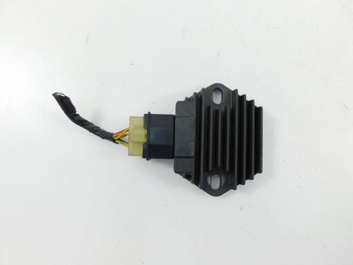 HONDA VARADERO 125 01-06 REGULATOR NAPIĘCIA