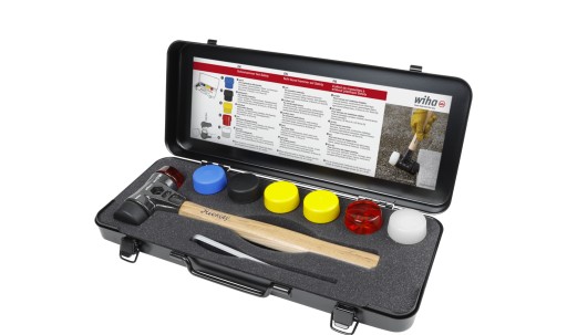 WIHA 44008 MŁOTEK Z OBUCHEM MIĘKKIM 7 EL. SAFETY