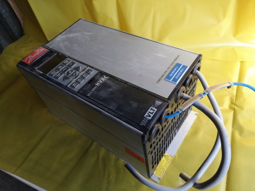 FALOWNIK DANFOSS VLT 6000 7.2kVA